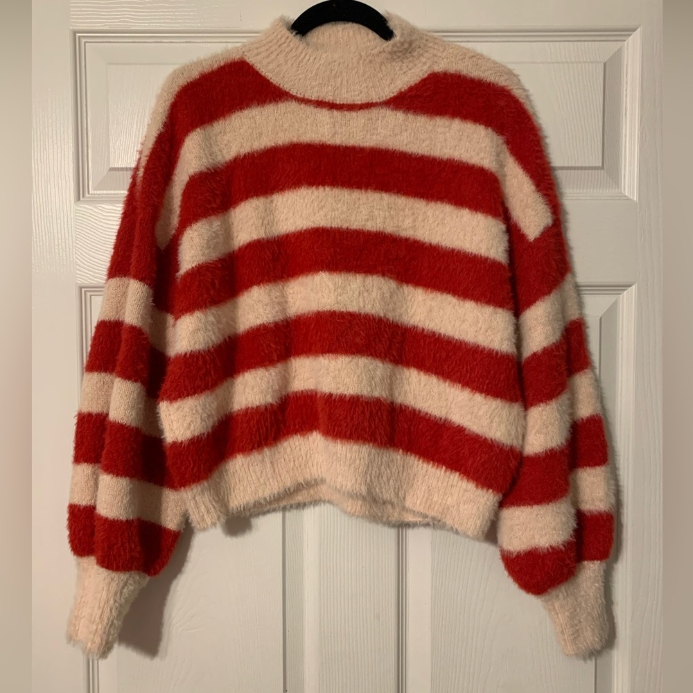 Brand new🔥Forever 21 sweater